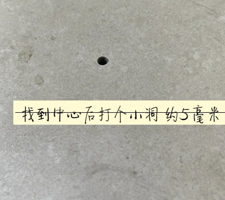 璧山瓷砖空鼓维修公司专业解答在瓷砖铺贴过程中，如果砂料搅拌不均匀，将会带来以下问题